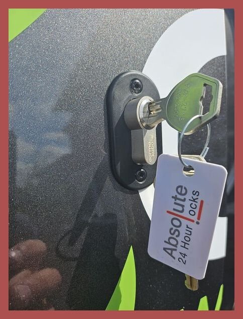 van deadlock installed castleford